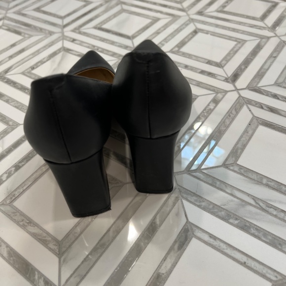 Shoes - Picture 3 of 3